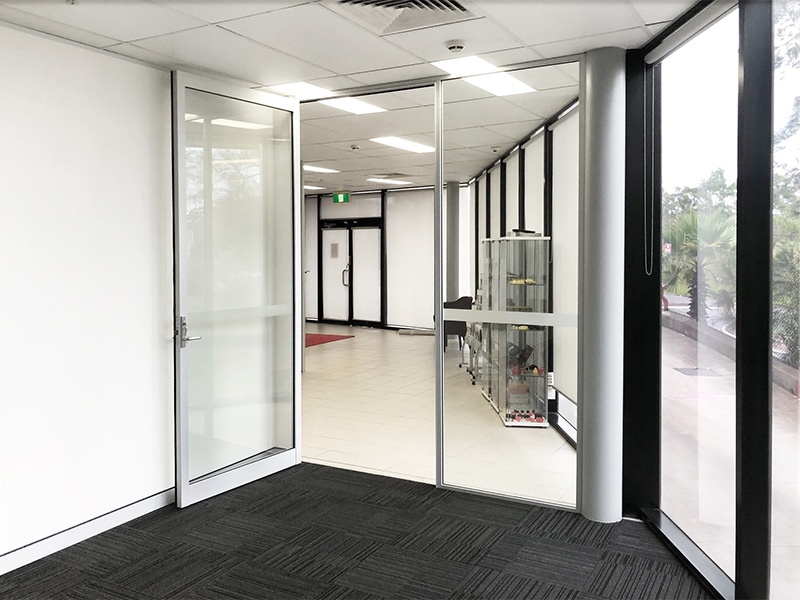 Glass & plasterboard office partitions for Essentra