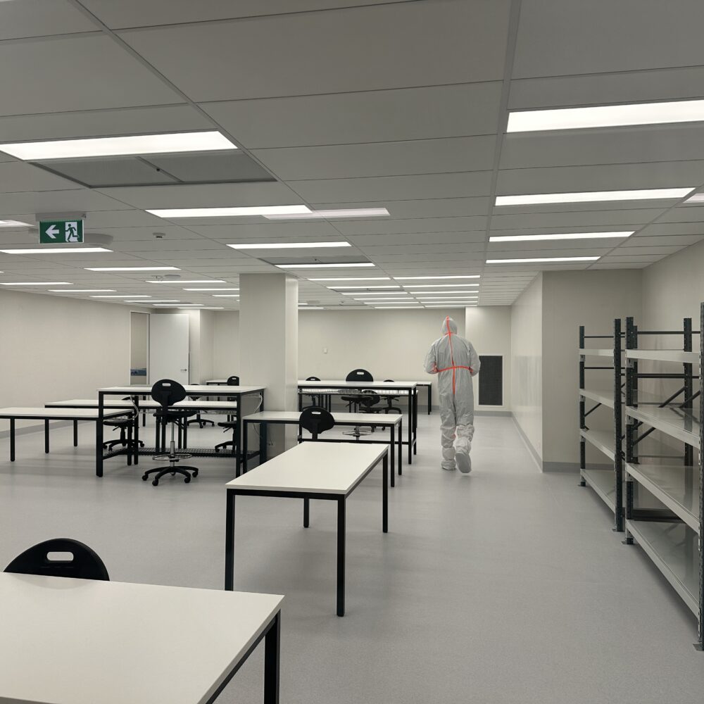 Labaratories Fitouts by DY Constructions